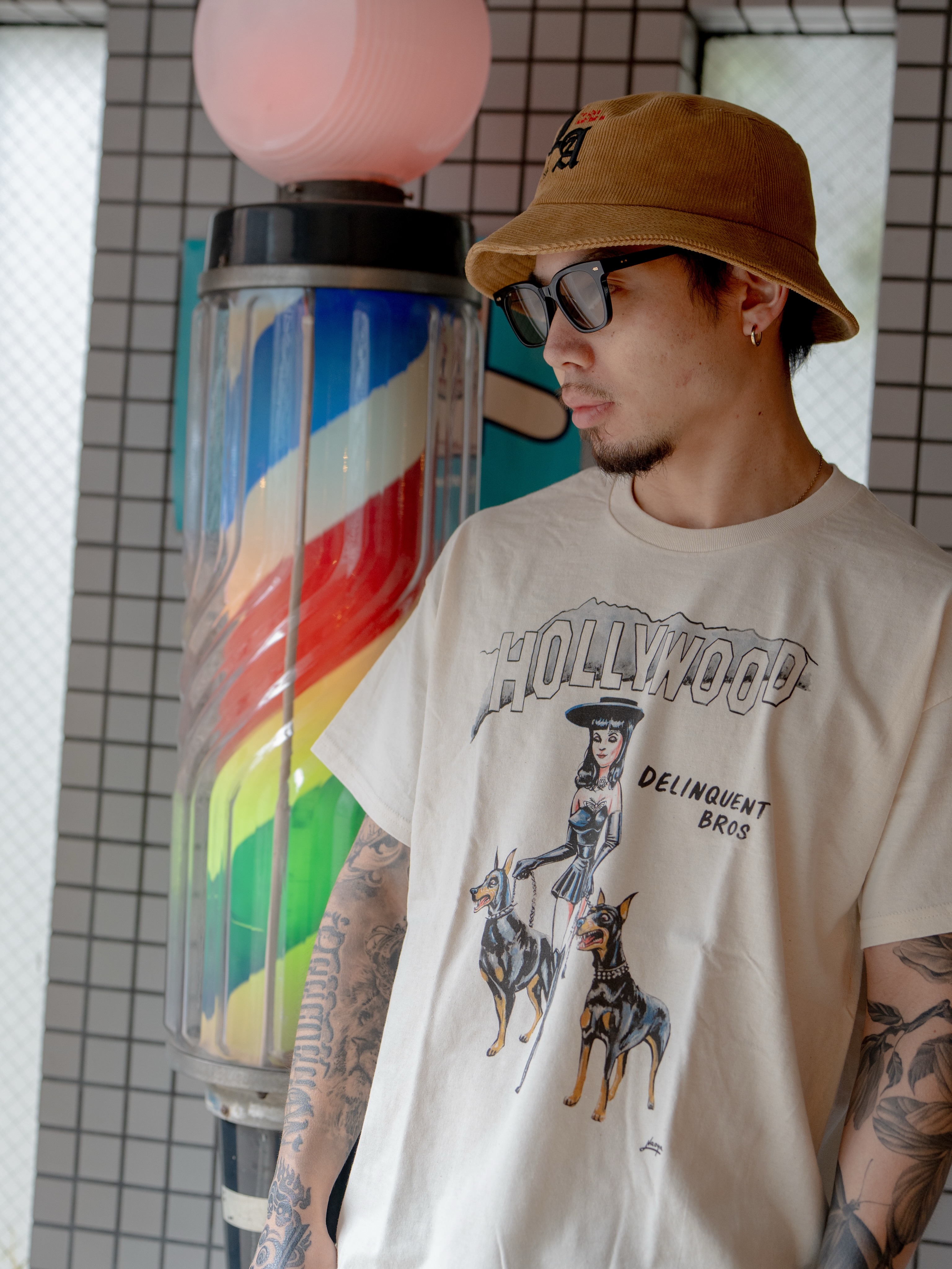 【Recommend Item 🇺🇸】Witches & Bitches Teeフロントに妖艶な雰囲気漂う不良な魔女と2匹のドーベルマンがDelinquent BrosらしいLos Angeles本店でも人気の高い1着。SIZE : S ~ XLCOLOR : NATURAL / BLACK⬛︎ 営業時間 : 11:00~19:00
⬛︎ 北海道札幌市白石区北郷9条7丁目10-2
⬛︎ 駐車場有
⬛︎ 定休日はInstagram固定投稿にてご確認下さい。#delinquentbros
#デリンクエントブロス
#デリンクエント
#非行兄弟
#札幌